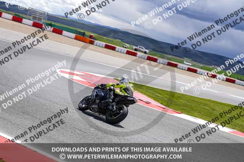 cadwell no limits trackday;cadwell park;cadwell park photographs;cadwell trackday photographs;enduro digital images;event digital images;eventdigitalimages;navarra;no limits trackdays;peter wileman photography;racing digital images;trackday digital images;trackday photos